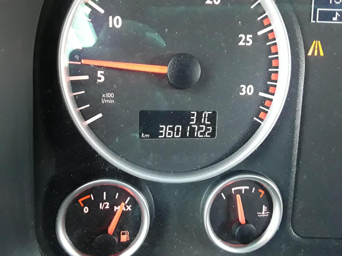 17822825058207380698662351593959