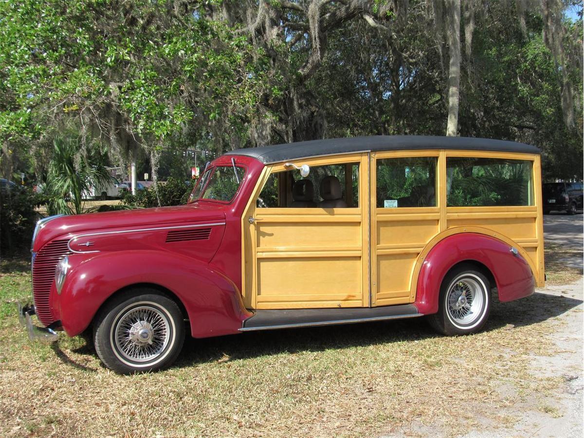 7138963-1939-ford-woody-wagon-std