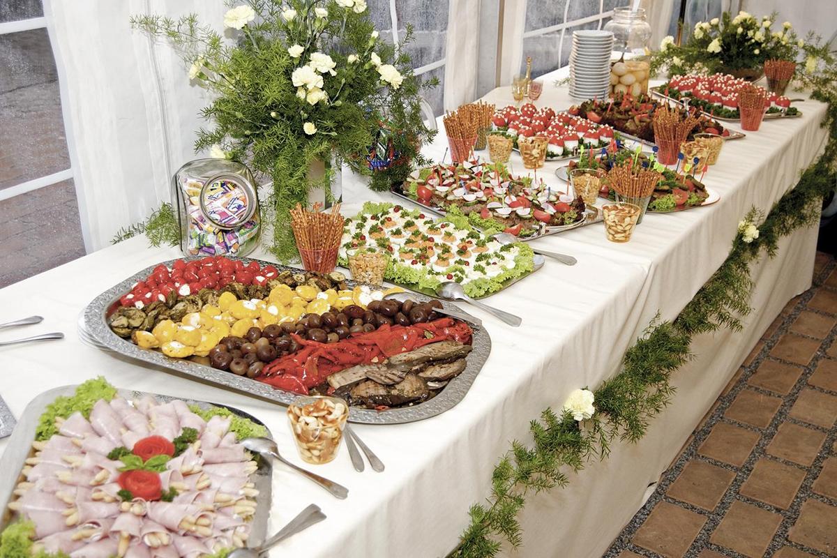 schloss-auerbach-catering-bueffet-menue