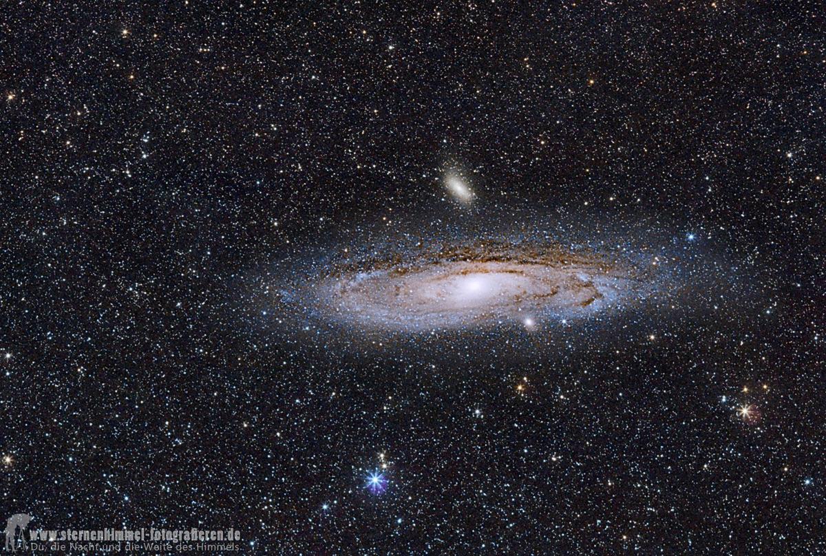 Andromeda-Galaxie-Galaxy-Widefield-Canon