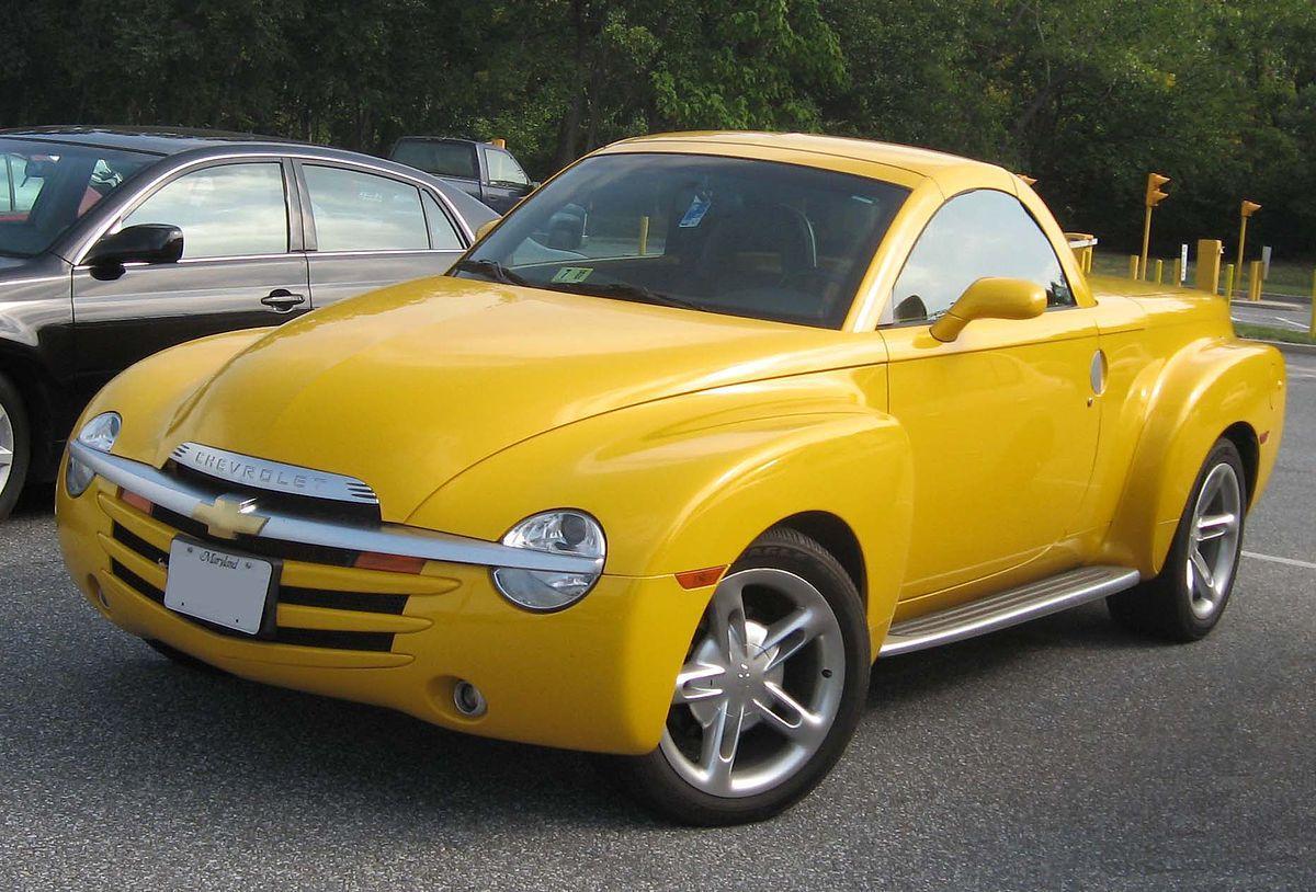 1200px-Chevrolet SSR