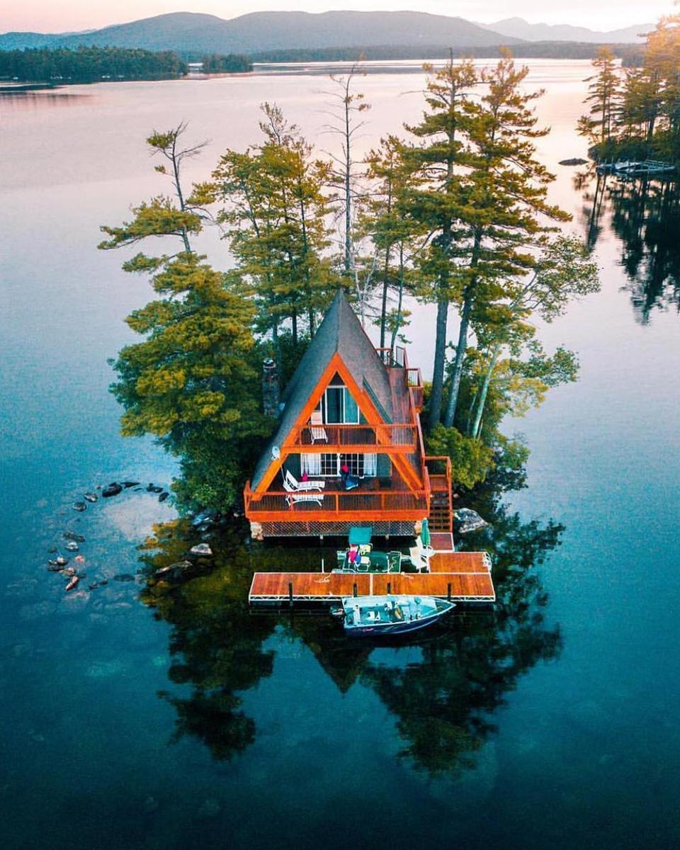 lake house to rent private island