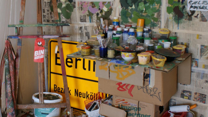 30abae Bin Ausgeflogen 16-9