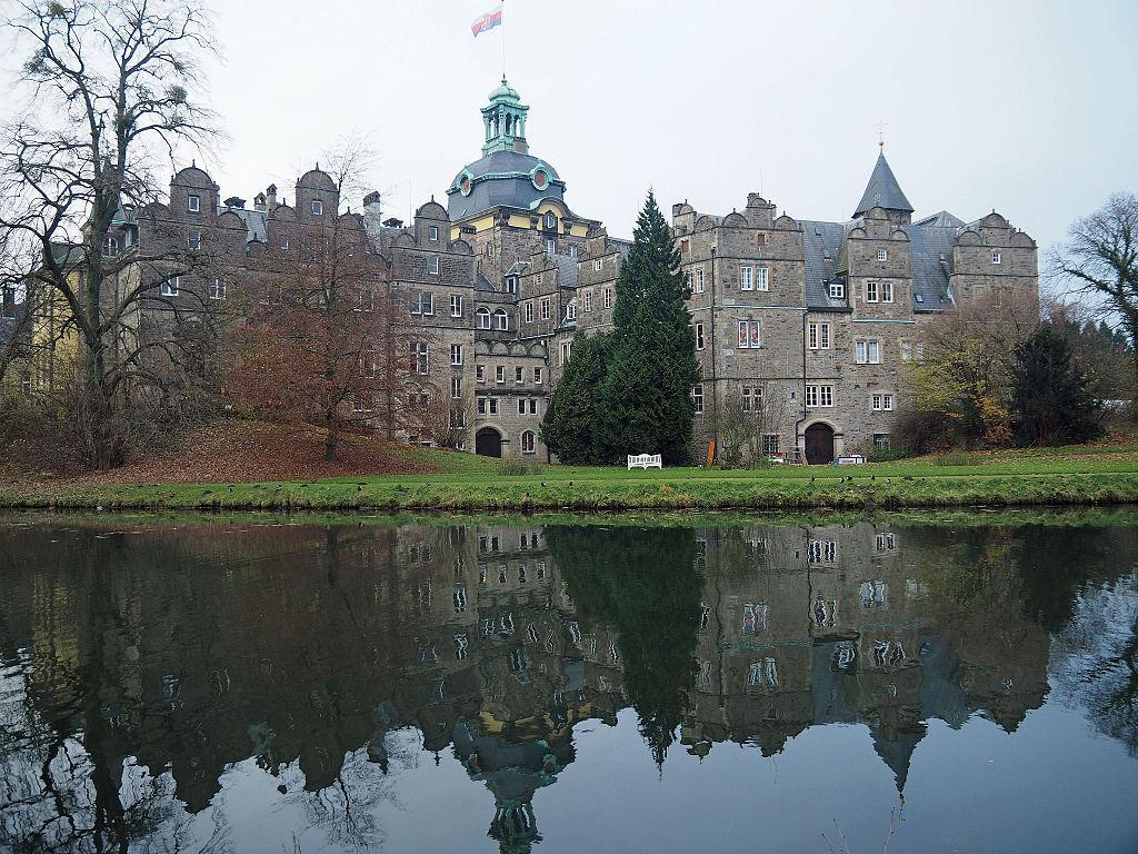 Schloss Bueckeburg Rueckansicht