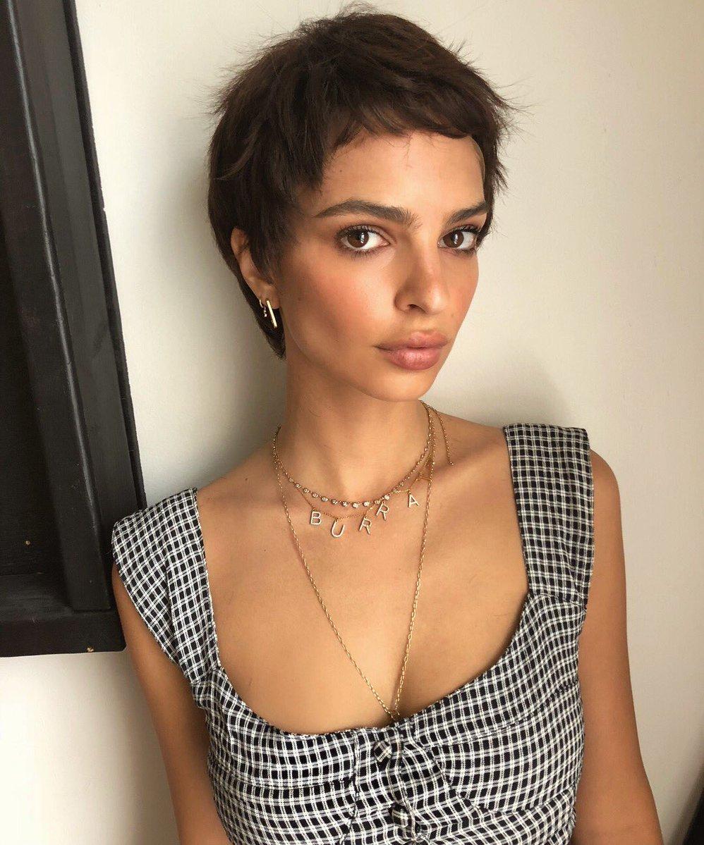 Emrata 013