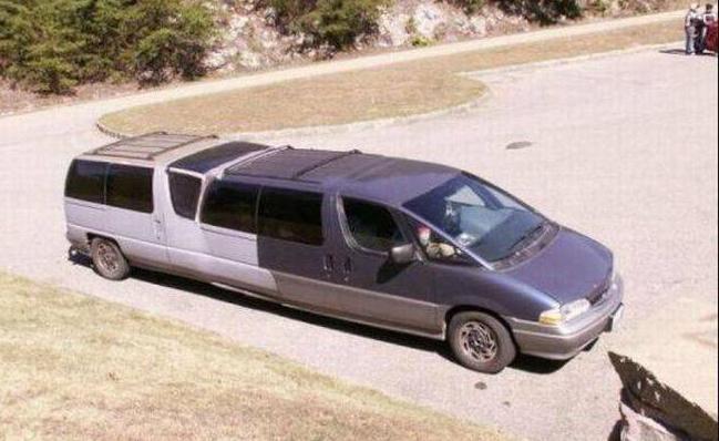 Redneck-Mini-Van-Limo