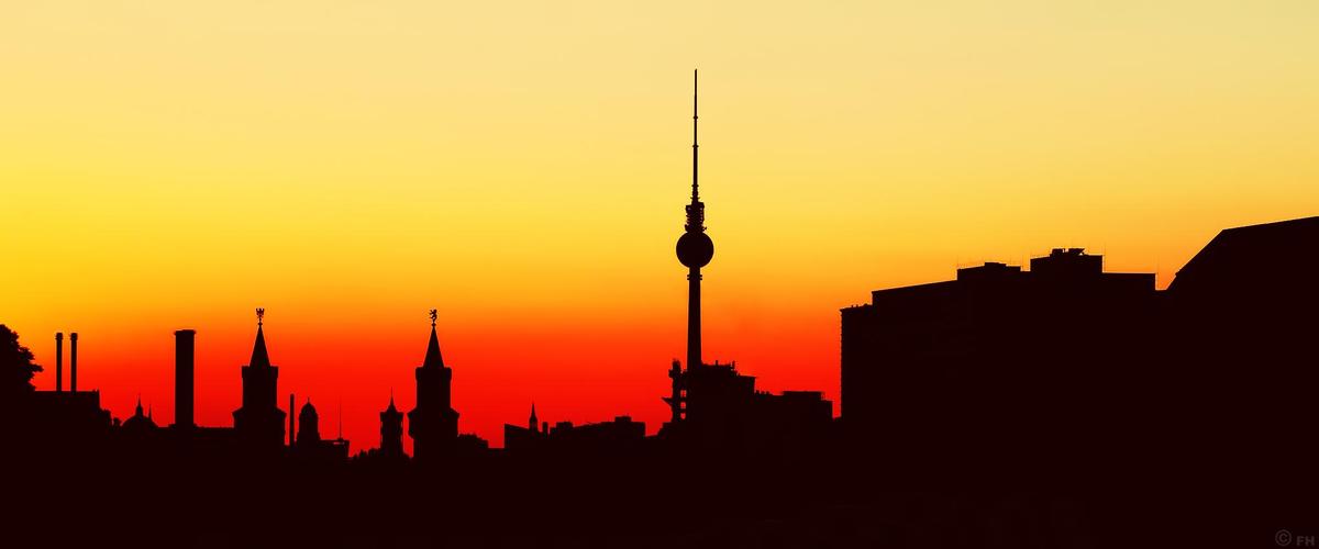 Berlin Skyline Silhouette k