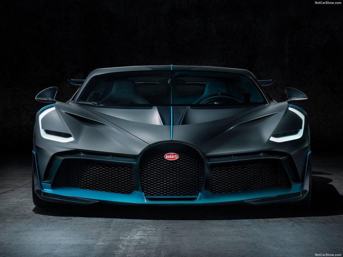 Bugatti-Divo-2019-1