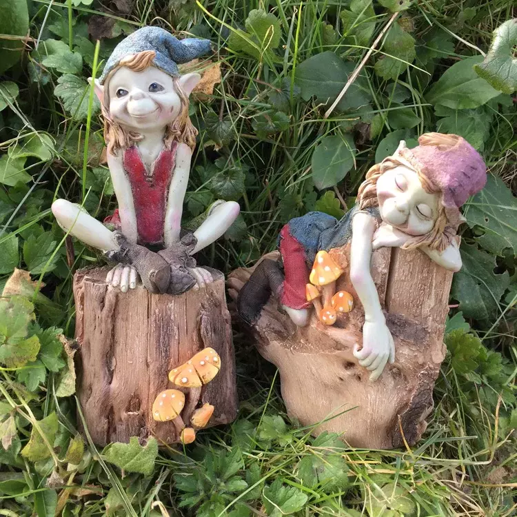 2-tlg-gartenfiguren-set-kobold-auf-baums