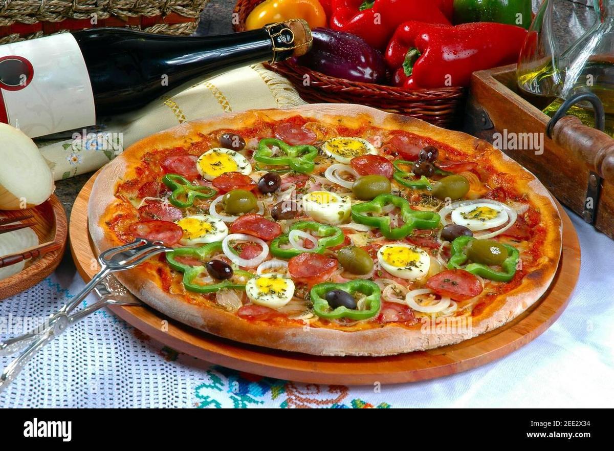 portugiesische-pizza-zwiebel-paprika-pep