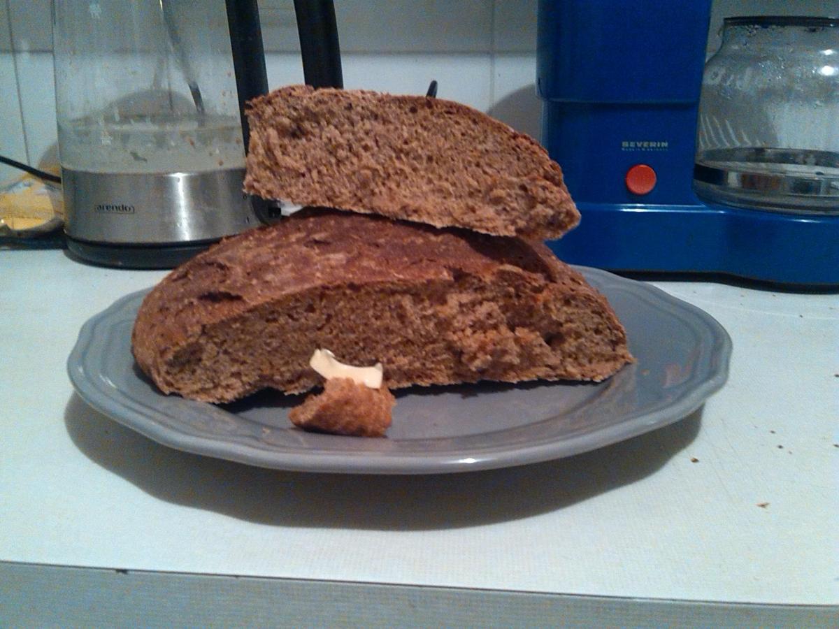 mein erste selbstgebackenes Brot