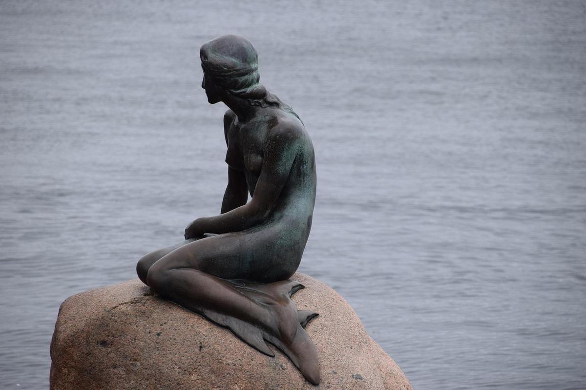 mermaid-2447688 1280