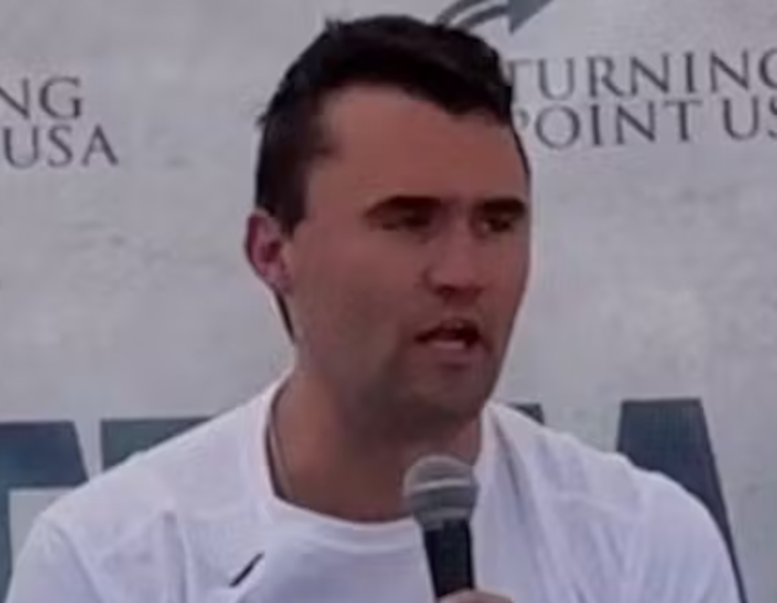 Charlie Kirk - Mikrofon