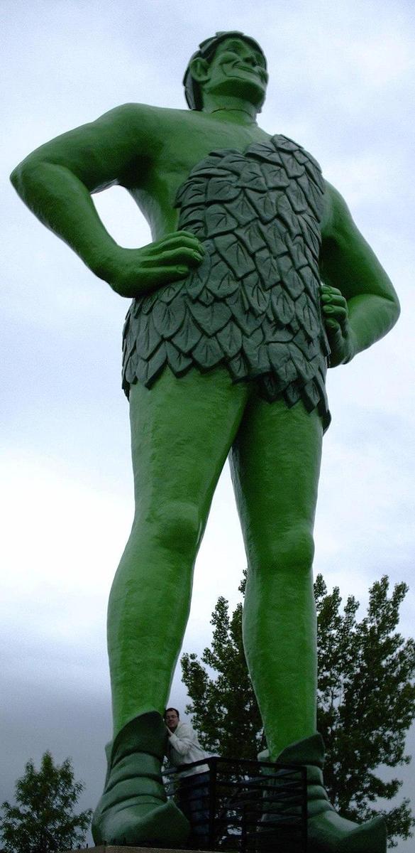 800px-JollyGreenGiantBlueEarthMN2006-05-