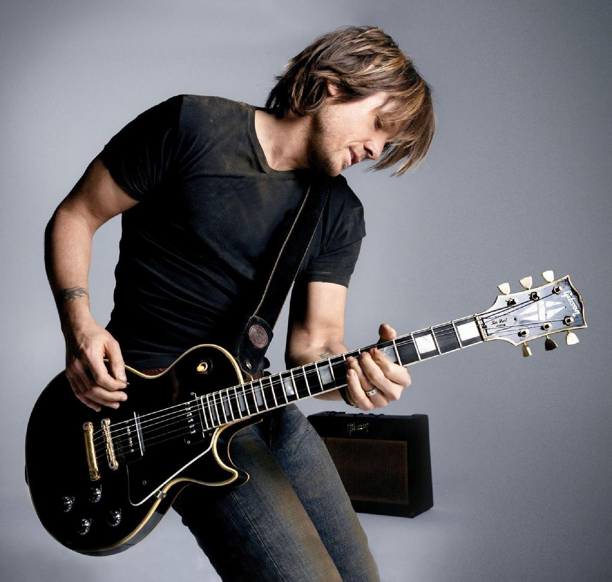 keith-urban-1505123475.-1x1780