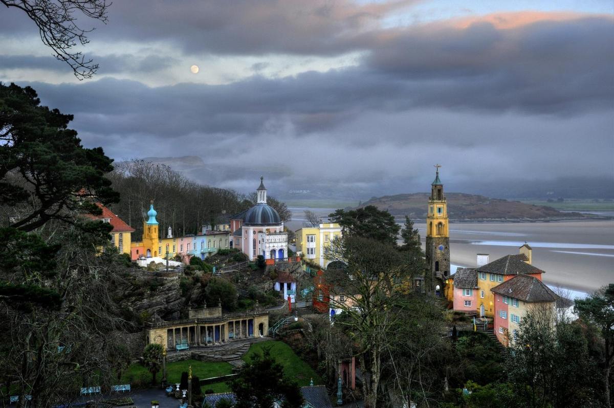 view of the dome at portmeirion - insel