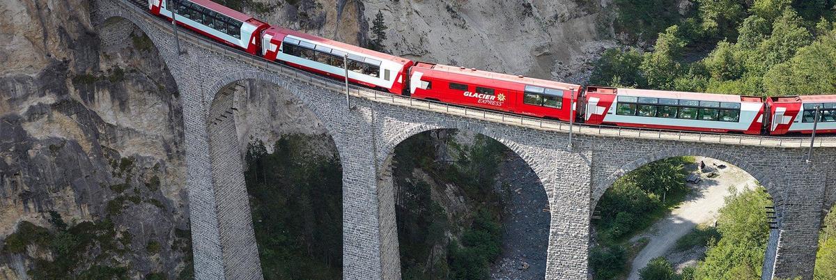 csm Header Sommer Landwasserviadukt Schl