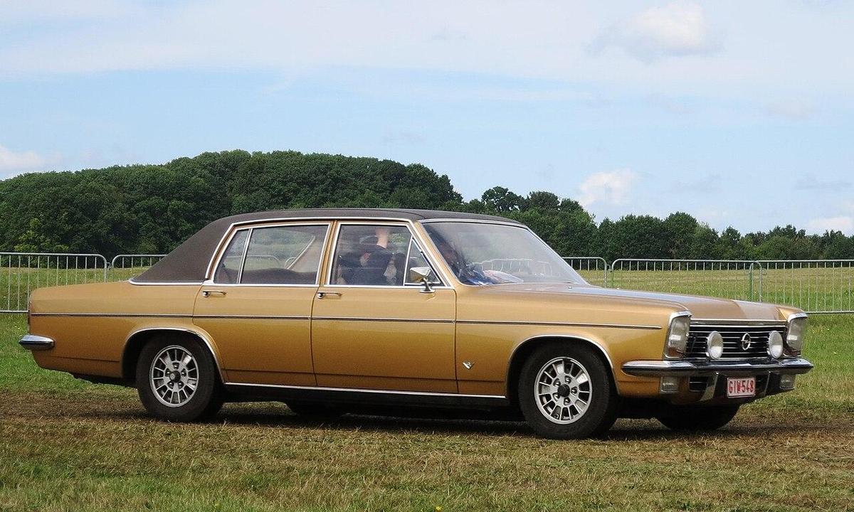 1280px-Opel Diplomat V8 ca 1975 5354cc i