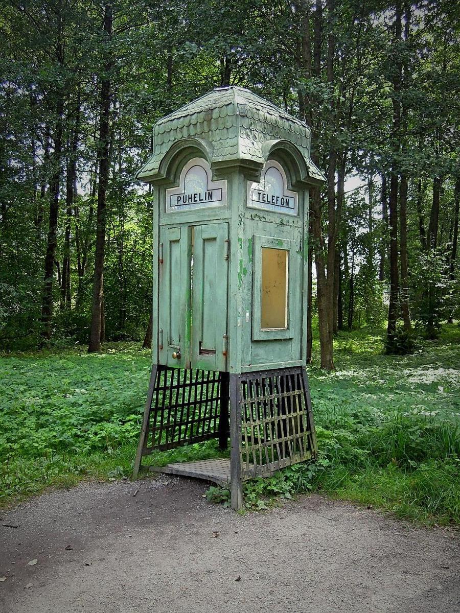 telephone-box-1739732 1280