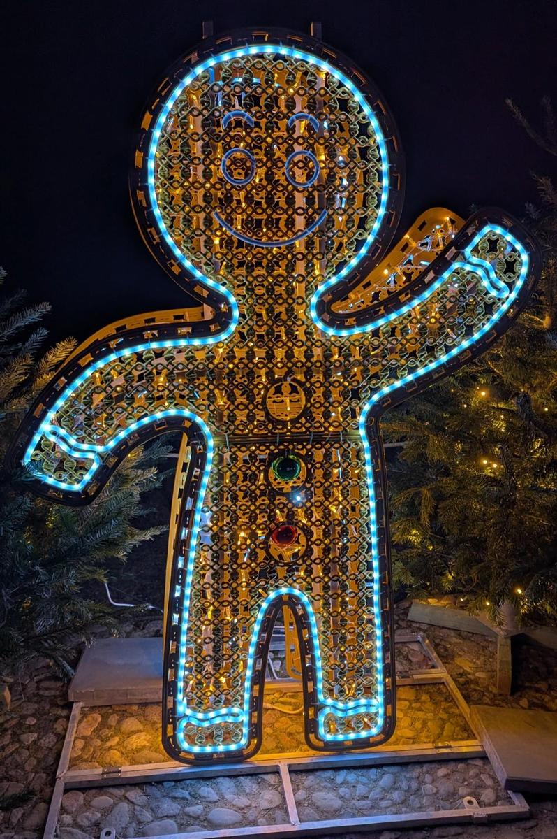 695444a8-b1e0-474b-a1d2-227fbe085c2e cop