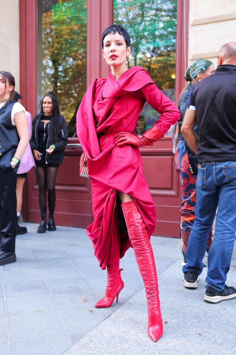 Halsey for Viv W PFW 2023 - Copy
