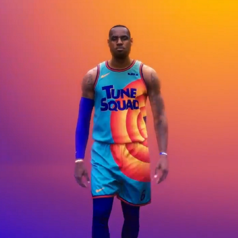 lebron-james-space-jam-outfit-teaser-159