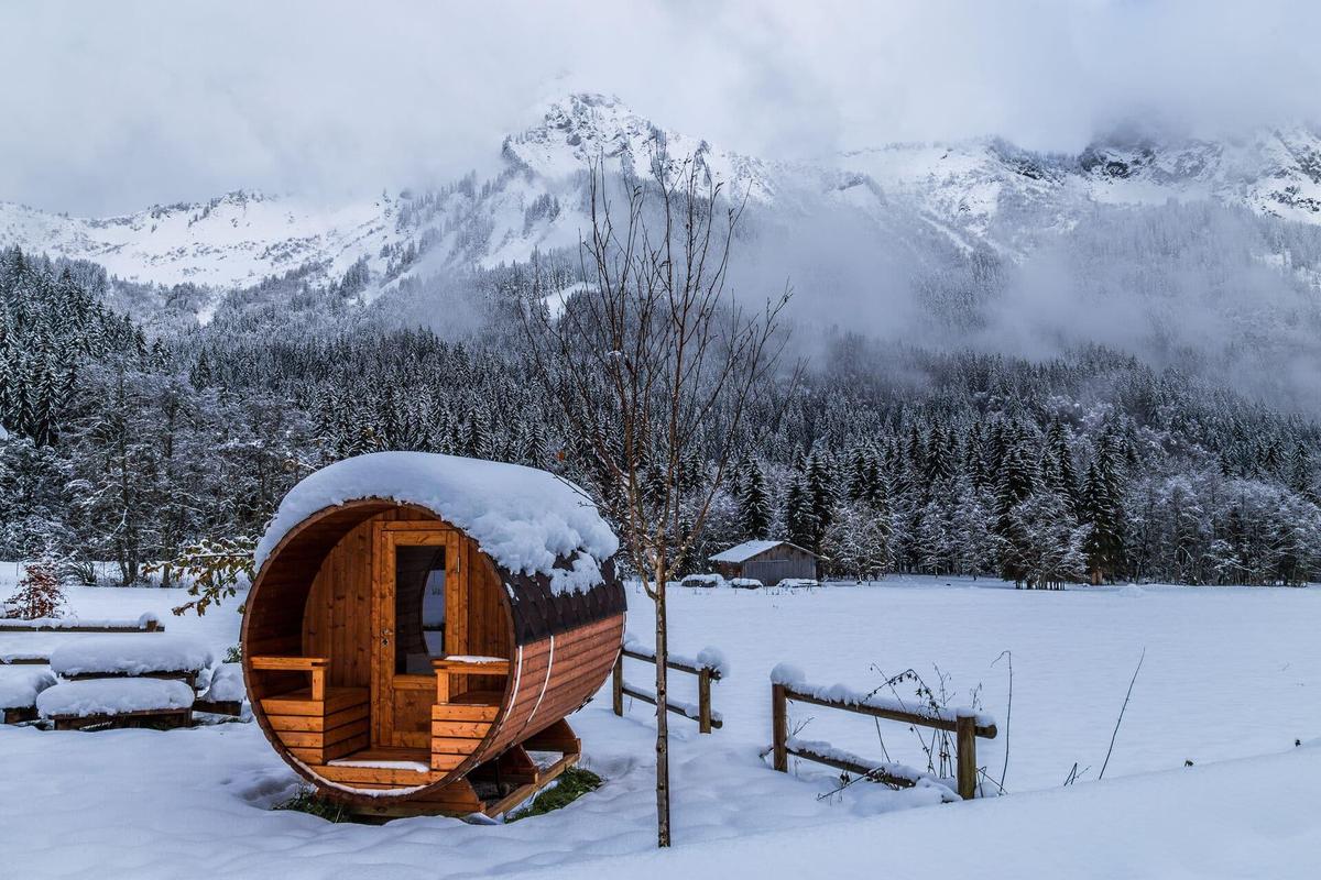 Fass Sauna im Schnee - Copy