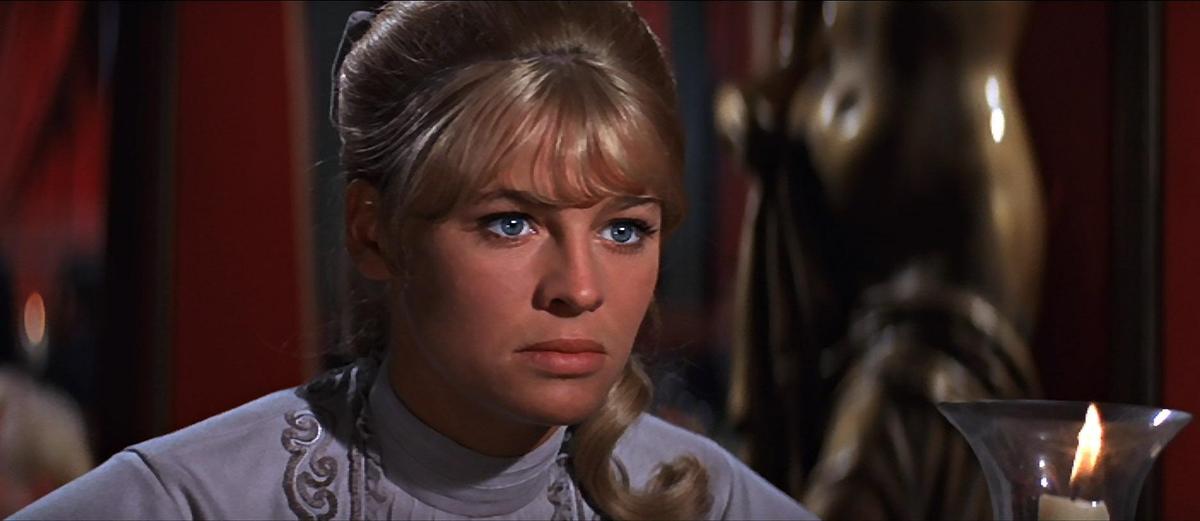 Zhivago 1965 Lean Julie Christie - Copy