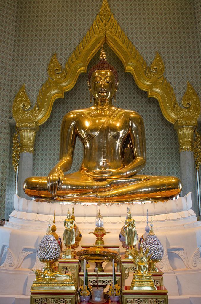 Golden buddha