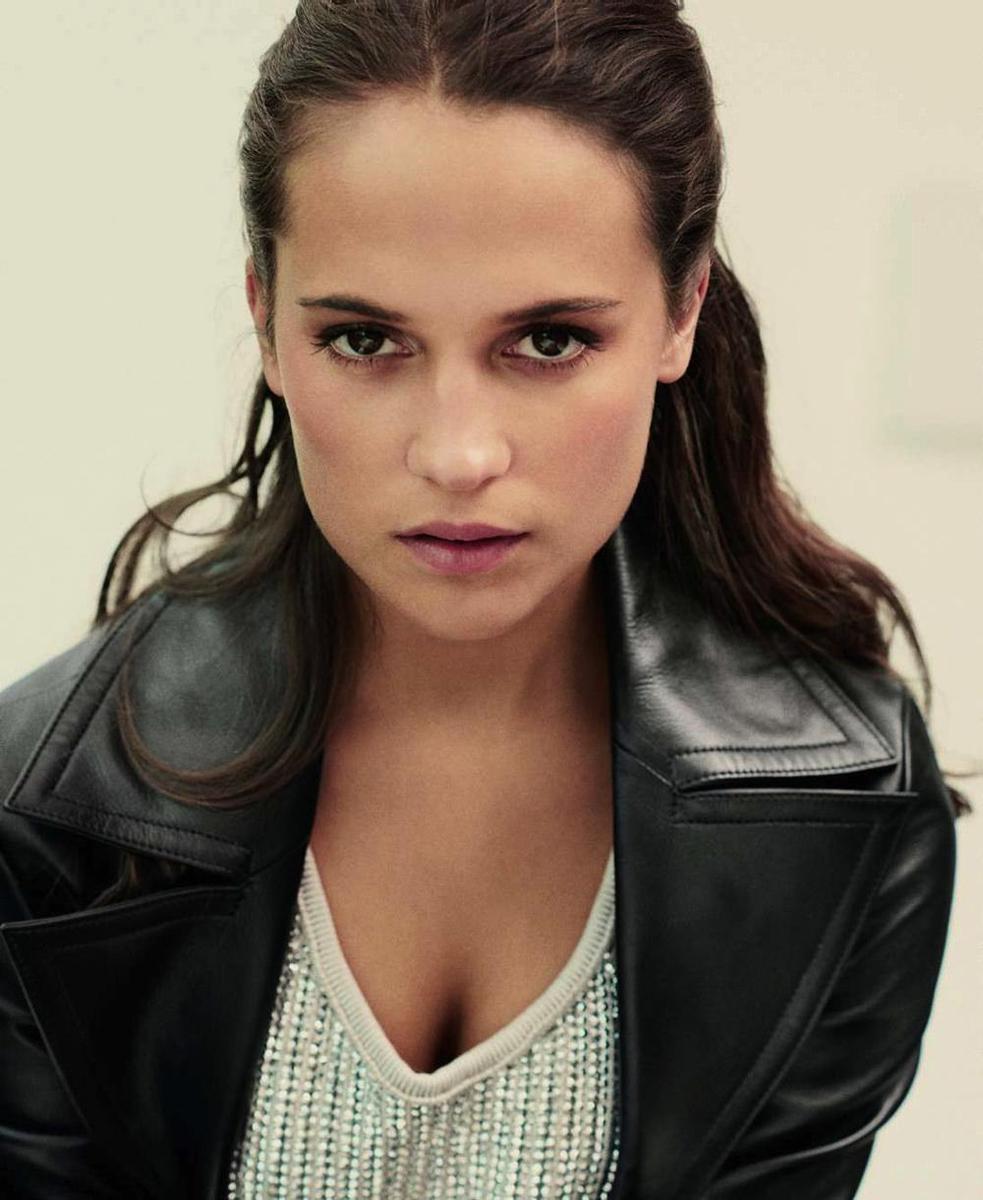 alicia-vikander-2