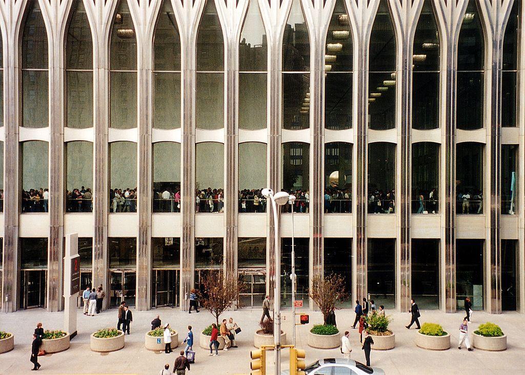 1024px-2WTC South Tower entrance