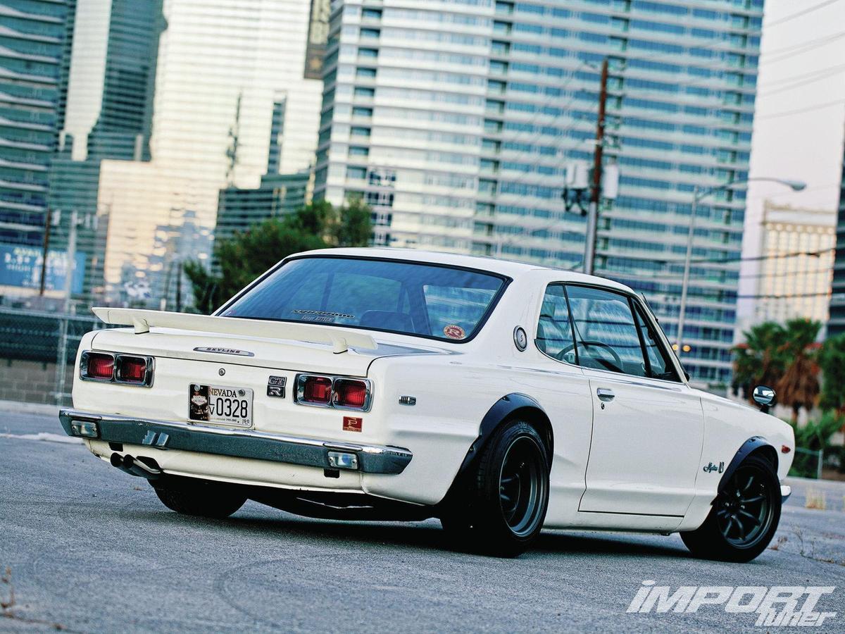 impp-1301-02-o2B1972-nissan-skyline-2000