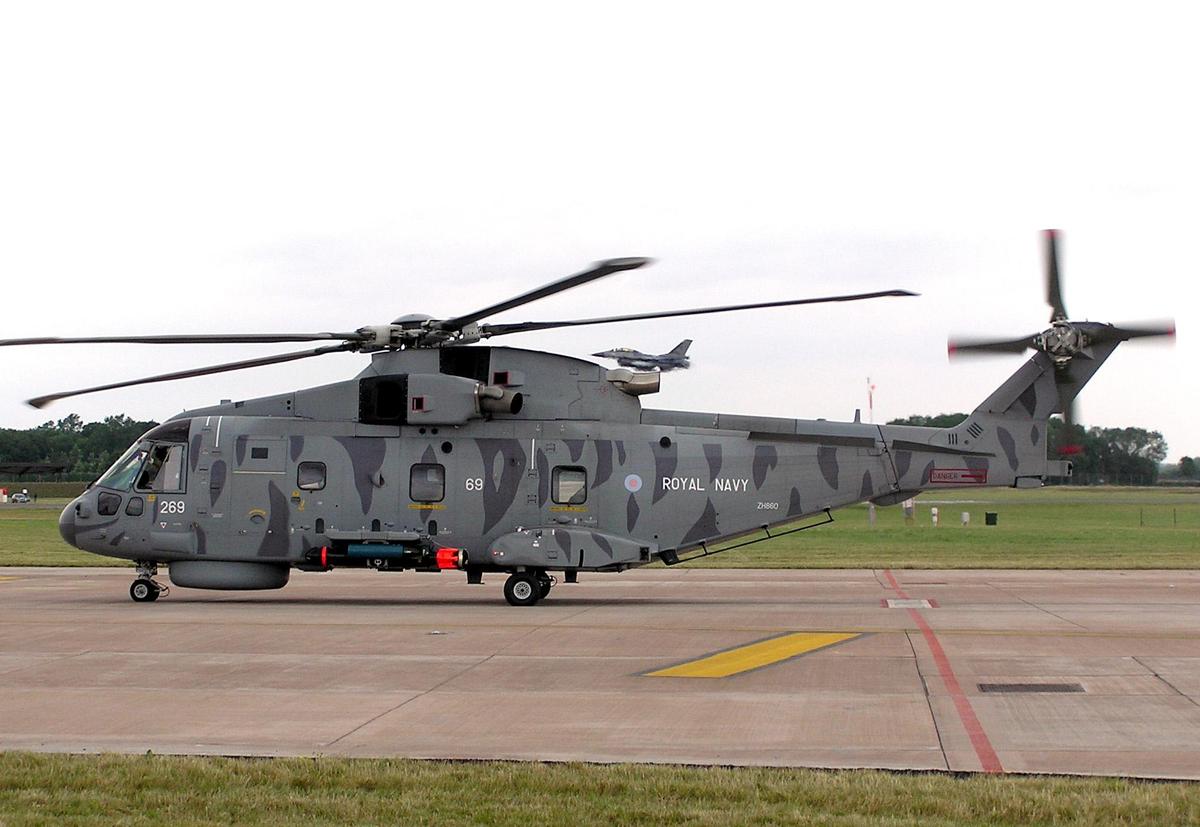 174px-Westland.eh101.merlin.fairford.arp