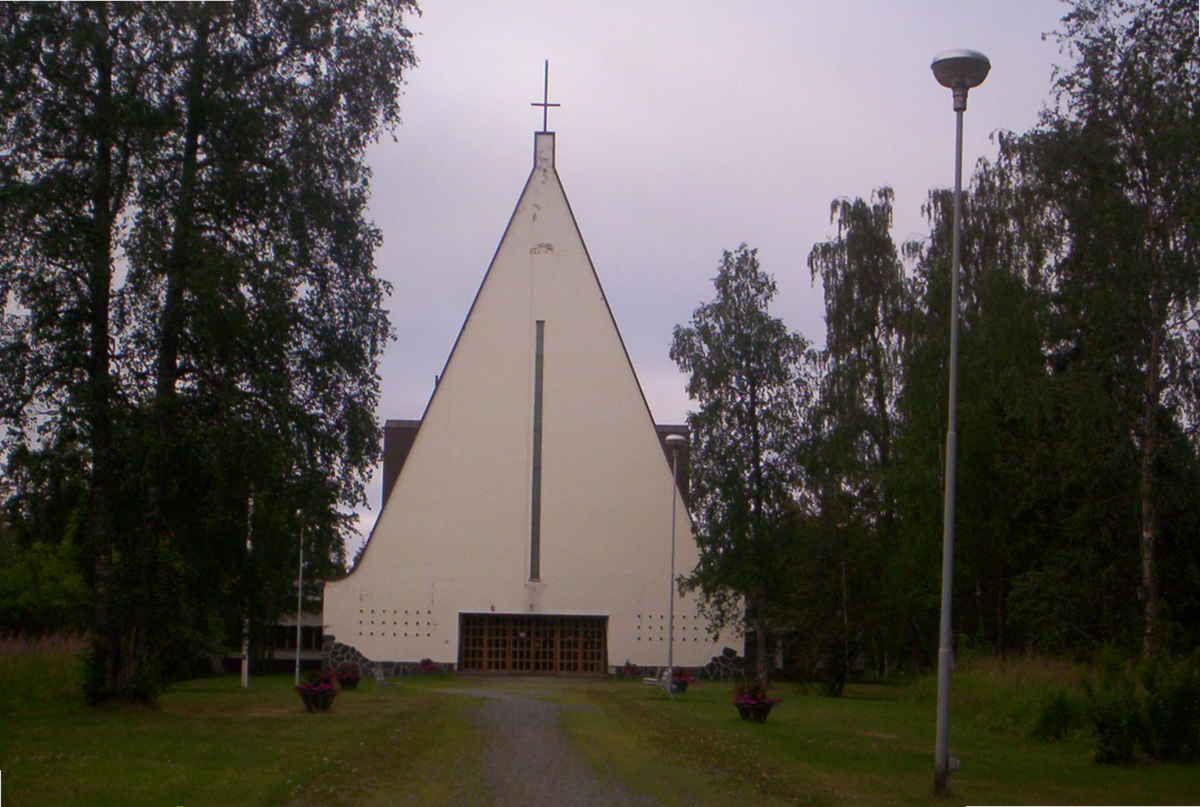 1280px-Lutheran Church of Veitsiluoto2CK