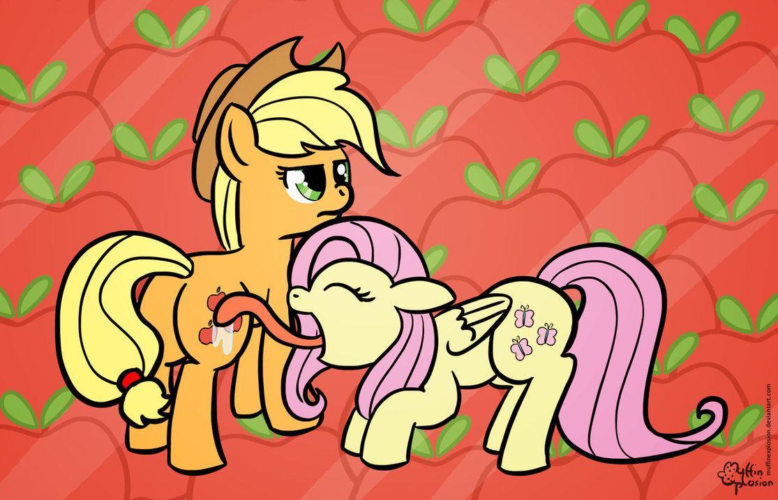 apples  by muffinexplosion-d6zxc28
