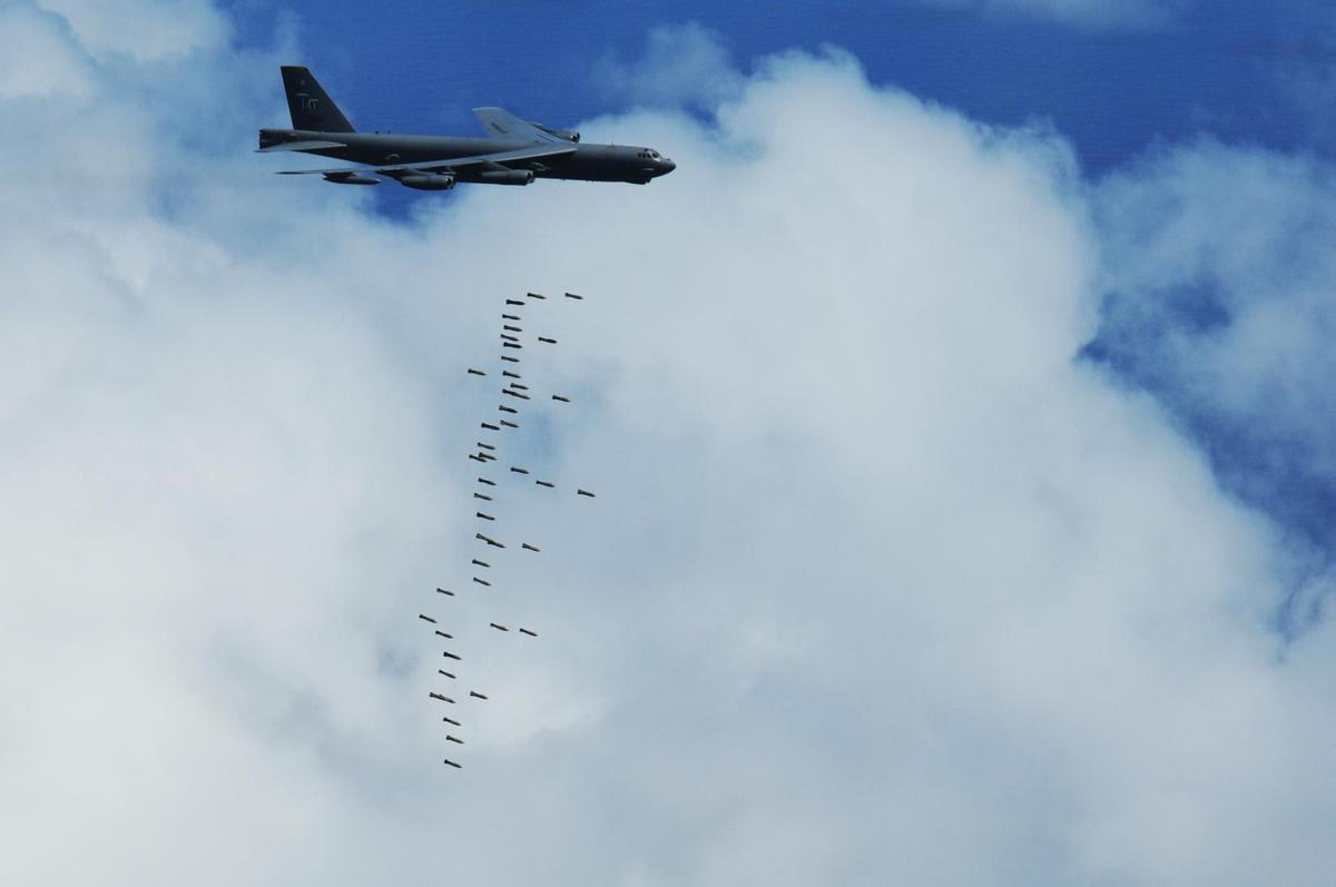 4093fb b52 drop guam 20110324 1