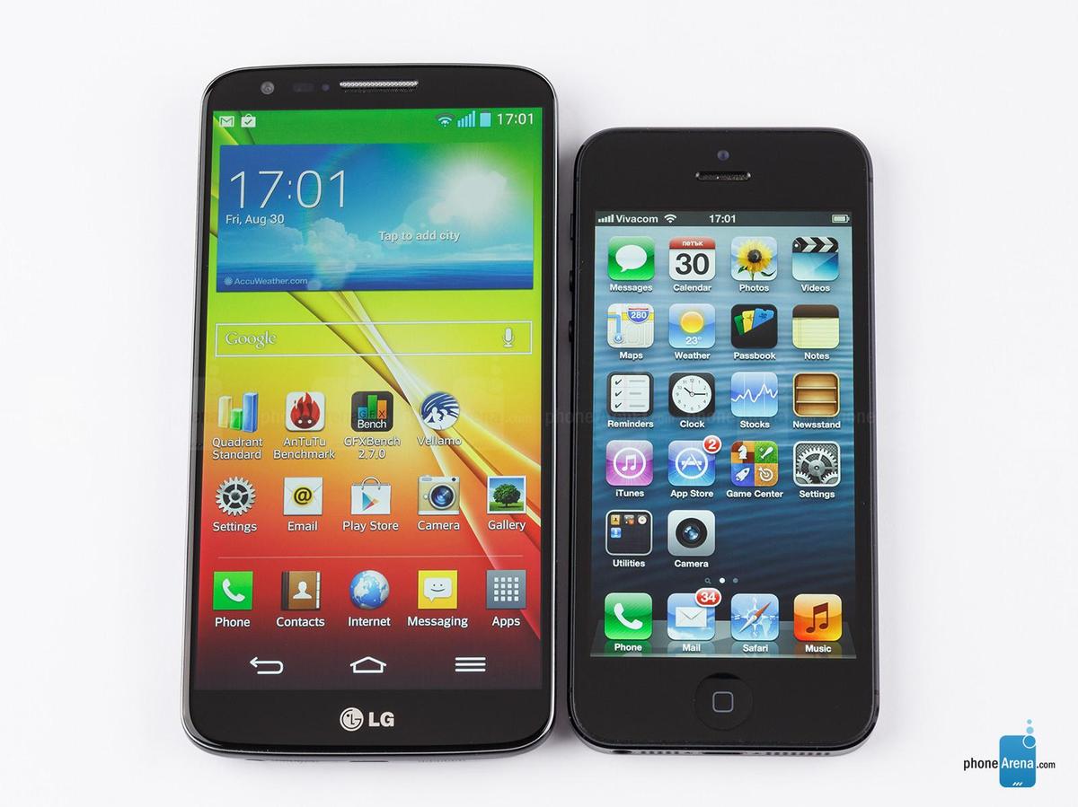 LG-G2-vs-Apple-iPhone-5-001