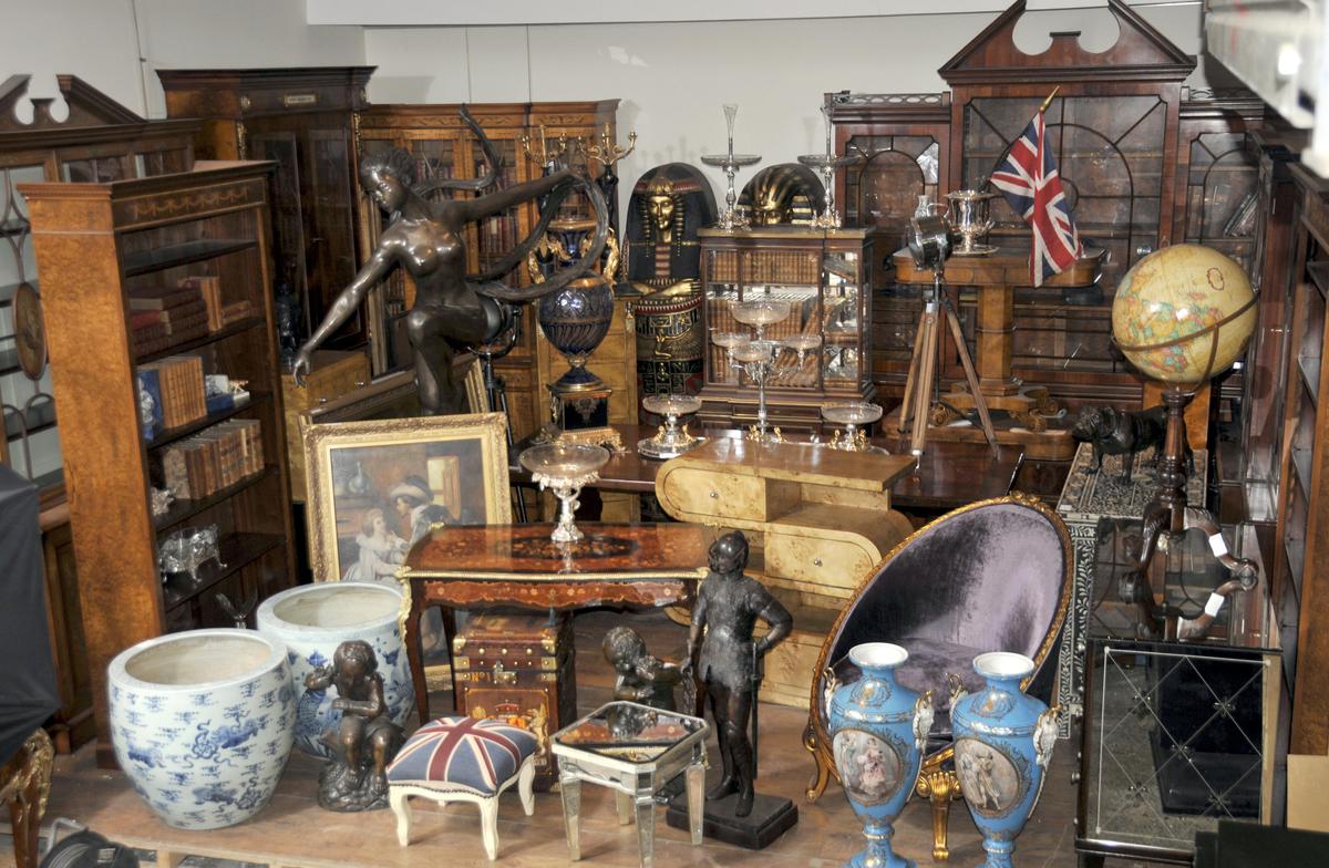 Canonbury-Antiques-Showroom