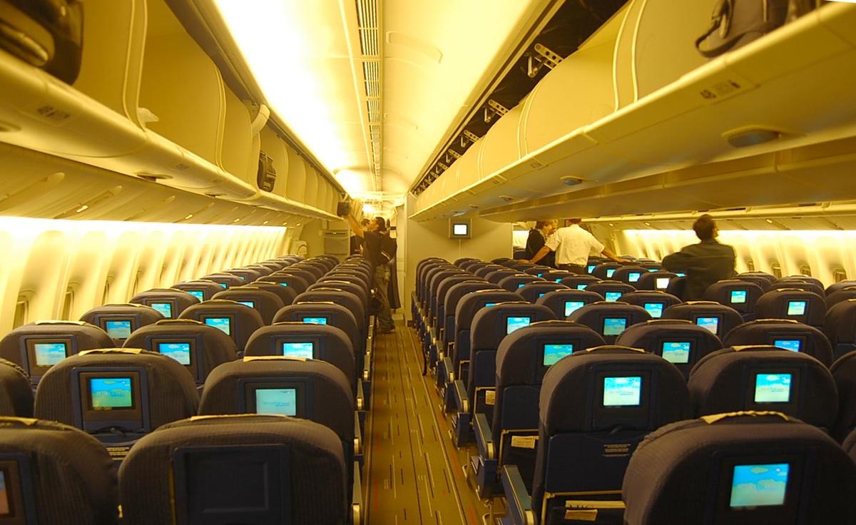 AF Tempo cabin 777
