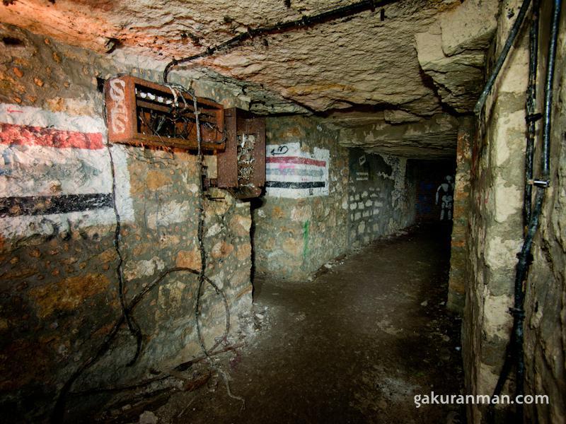 paris-catacombs17