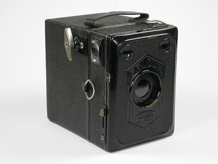 zeiss-ikon-baldur