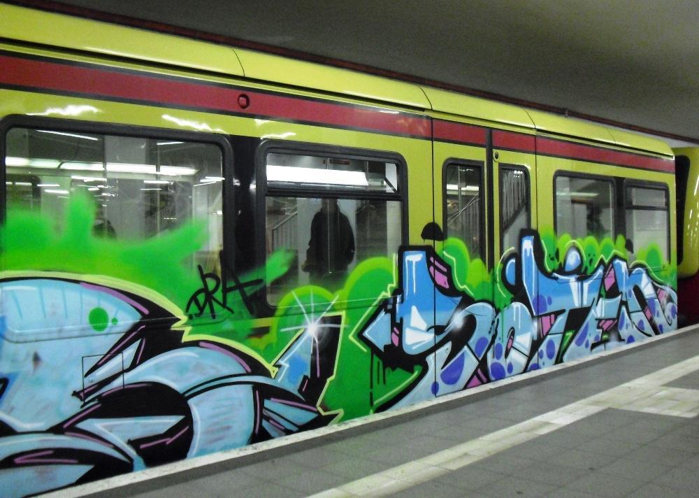 graffiti train