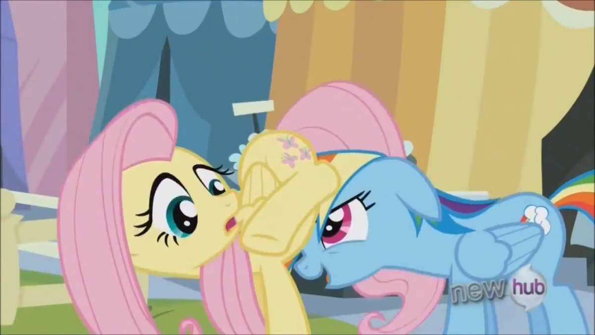 20121117163640Rainbow Dash headbutts Flu