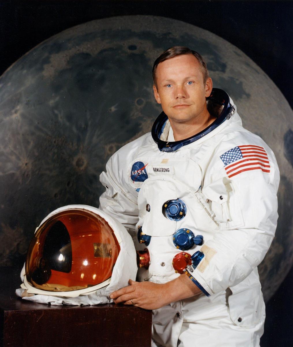 AstronautNeilArmstrongneil armstrong pos