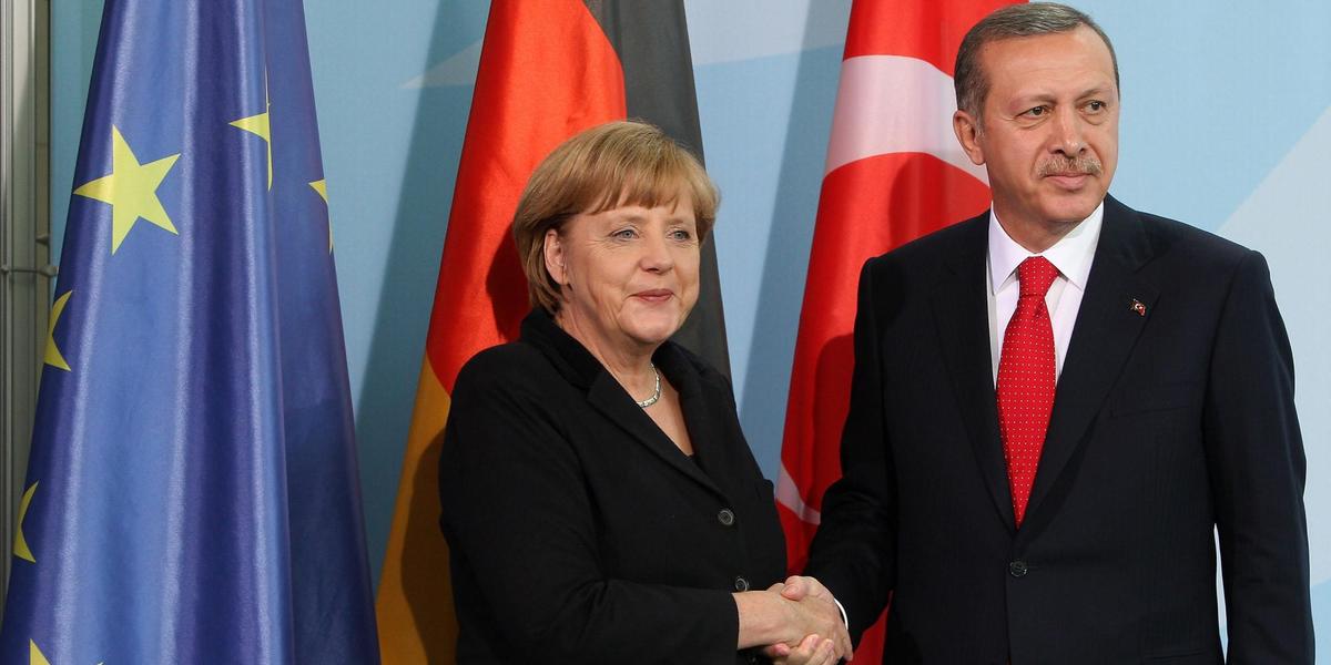 o-MERKEL-ERDOGAN-facebook