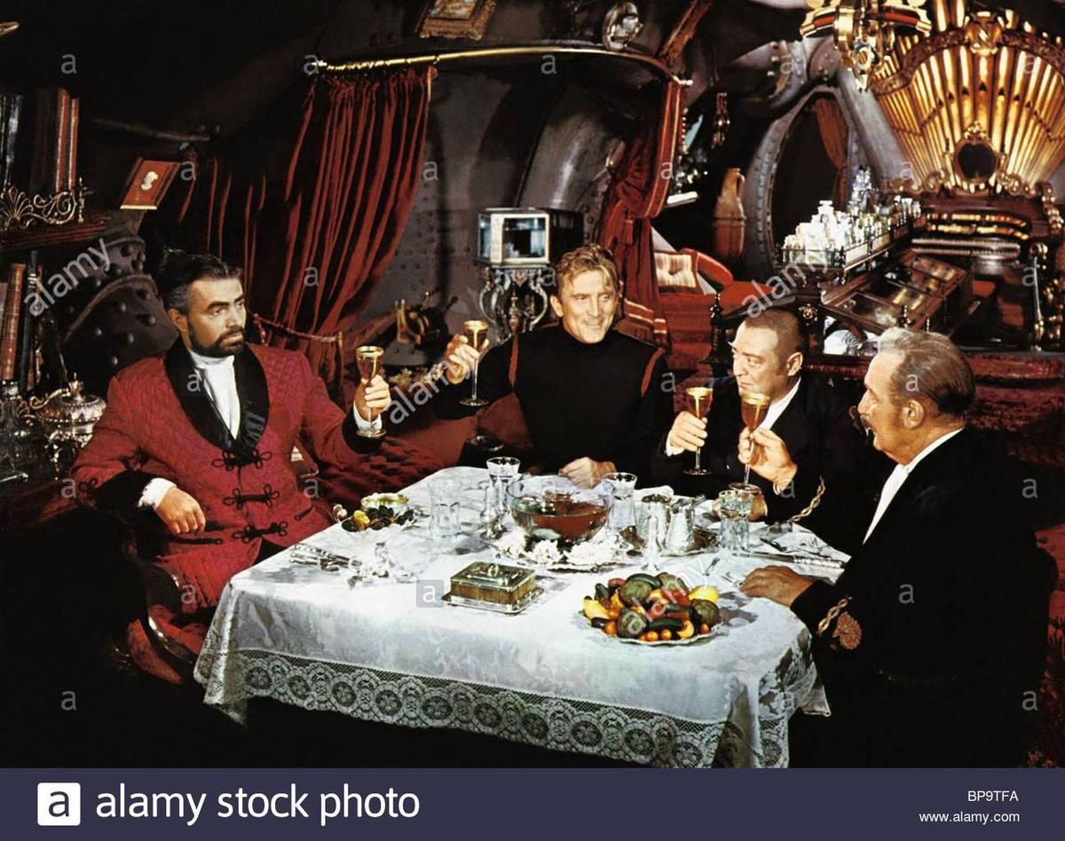 james-mason-kirk-douglas-peter-lorre-pau