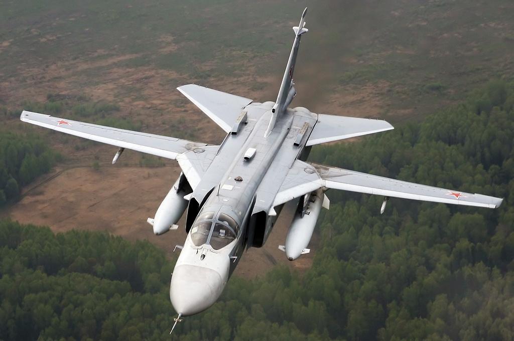 Sukhoi Su 24 inflight Mishin 2