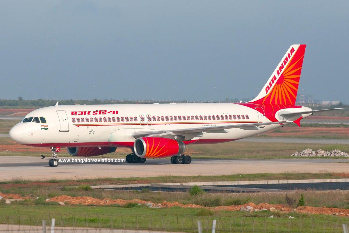 Air India Airbus A320-231 VT-ESC AI Live