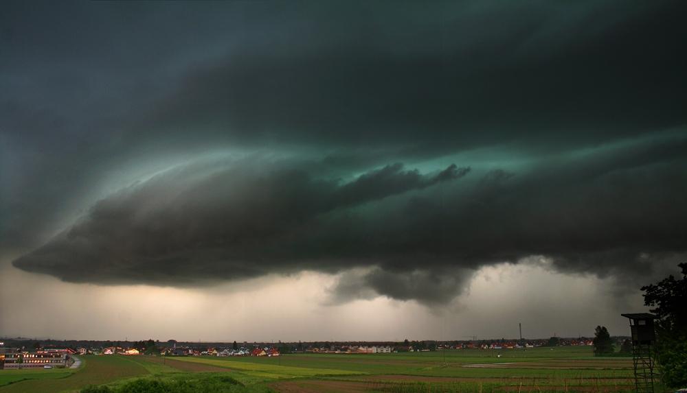 gewitter blitz unwetter wetter hagel stu