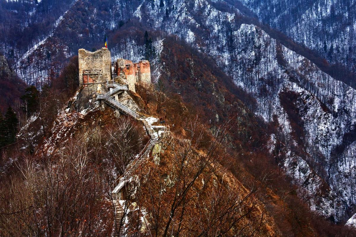 Poenari-fortress